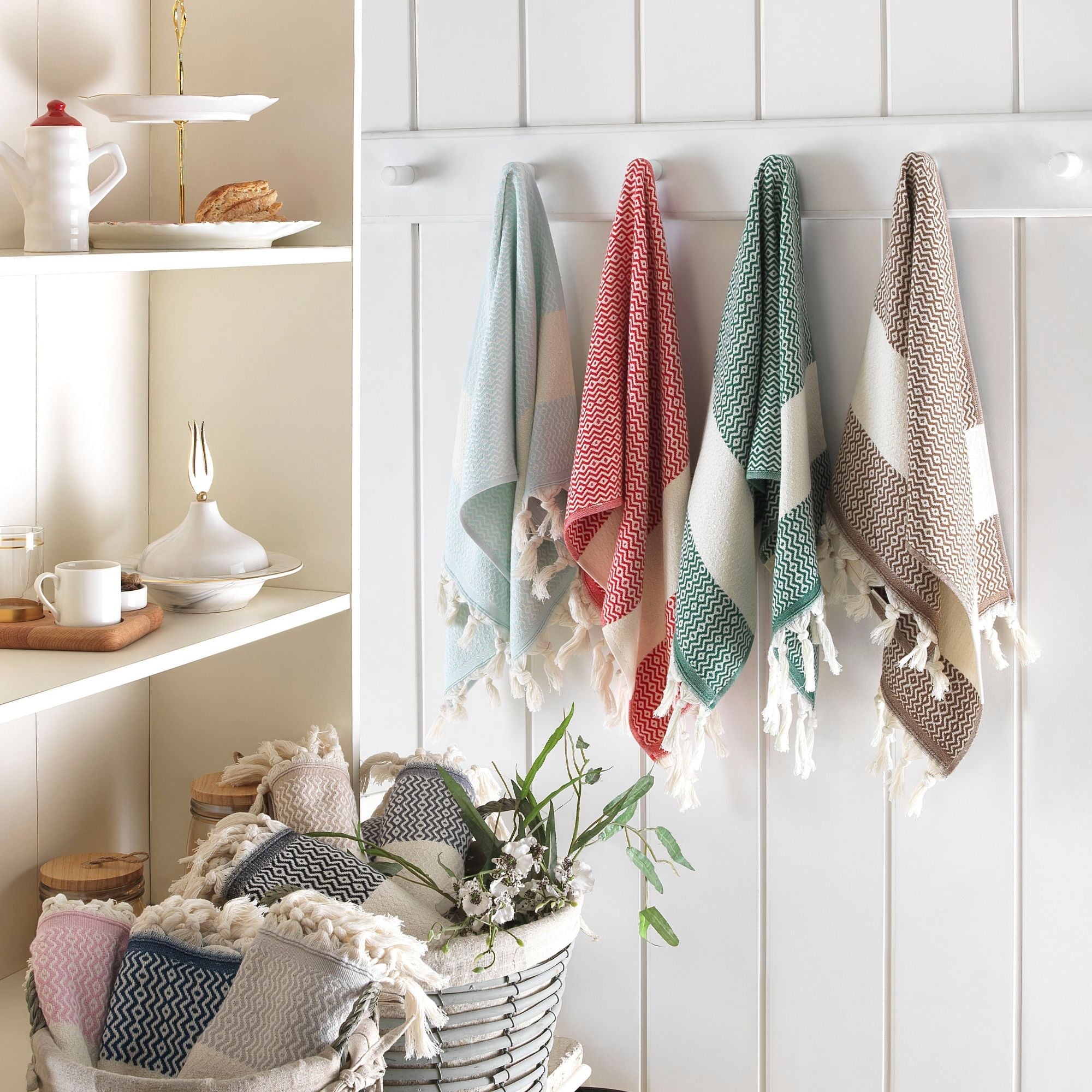 Why Are Turkish Towels So Popular? The Story Behind the Craft